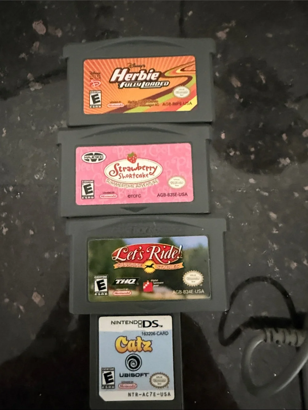 Nintendo DS Lite Handheld Consoles - Black & Pink 1 charger no pens 4 games